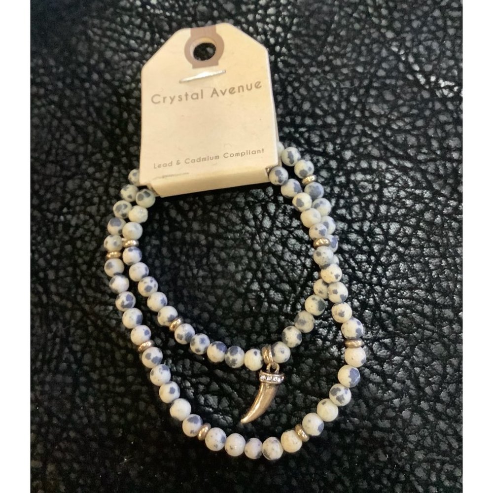 NWT‎ Crystal Avenue Beaded Stretchy Bracelet